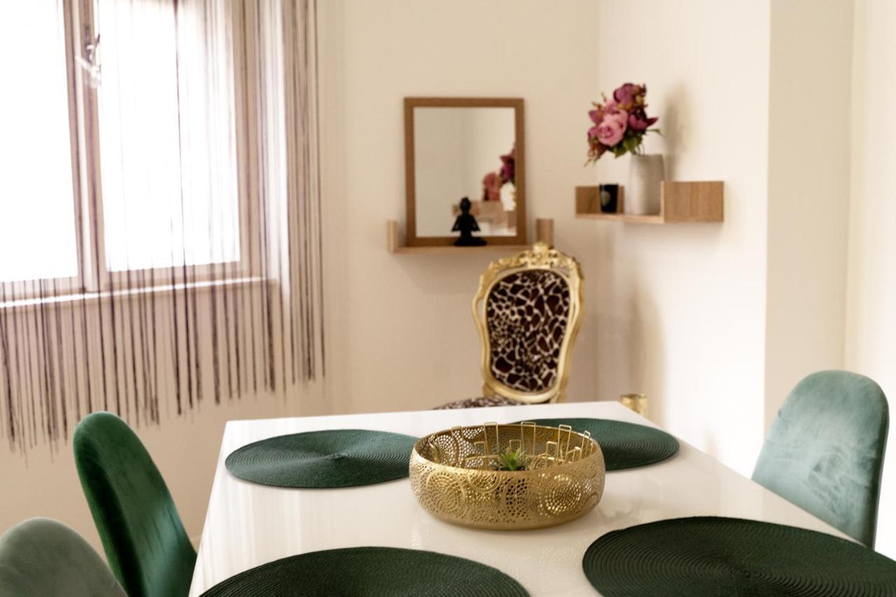 Fand Center Apartman Luxury Szeged Exterior photo